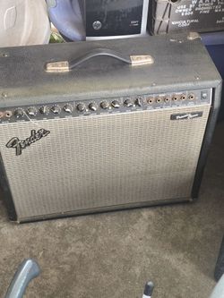 FENDER Princeton chorus