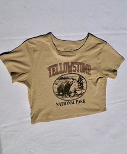 Yellowstone National Park Crop Tee | Western Outdoors