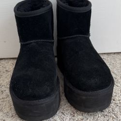 UGG Classic Mini Platform Boots