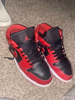 Jordan’s 1s size 11