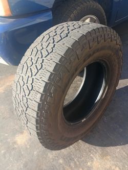 LT285/75R17 Falken Wildpeak AT3 Tire (1)