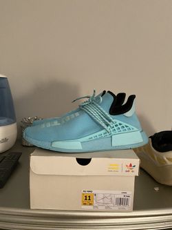 Human Race Size 11