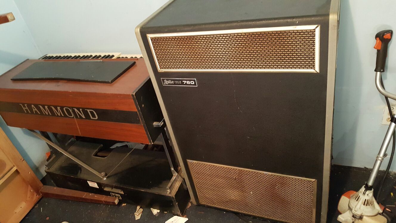 Hammond Organ with Leslie