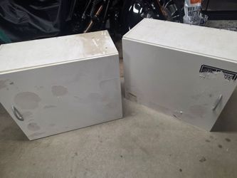 White Wall Cabinets – Set of 2