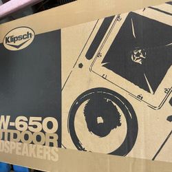 
 New ! Klipsch AW-650
  32 Out Door Speakers.  Black Color New In Box1