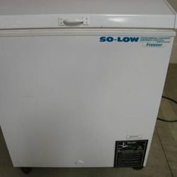 So-Low Chest Style 5 cu.ft., Freezers CH40-5