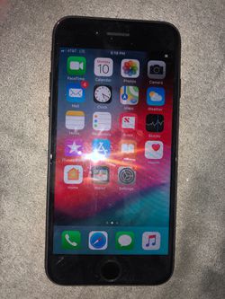 iPhone 7 32gb AT&T LIFEPROOF INCLUDED