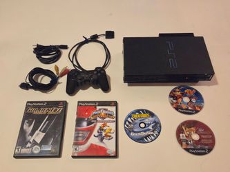 PS2 console scph-39001/N complete works with games