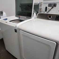 SAMSUNG SET STEAM WASHER AND ELECTRIC DRYER 