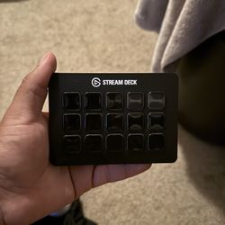 Elgato Stream Deck (15 Key) – Original Cable + Stand Included