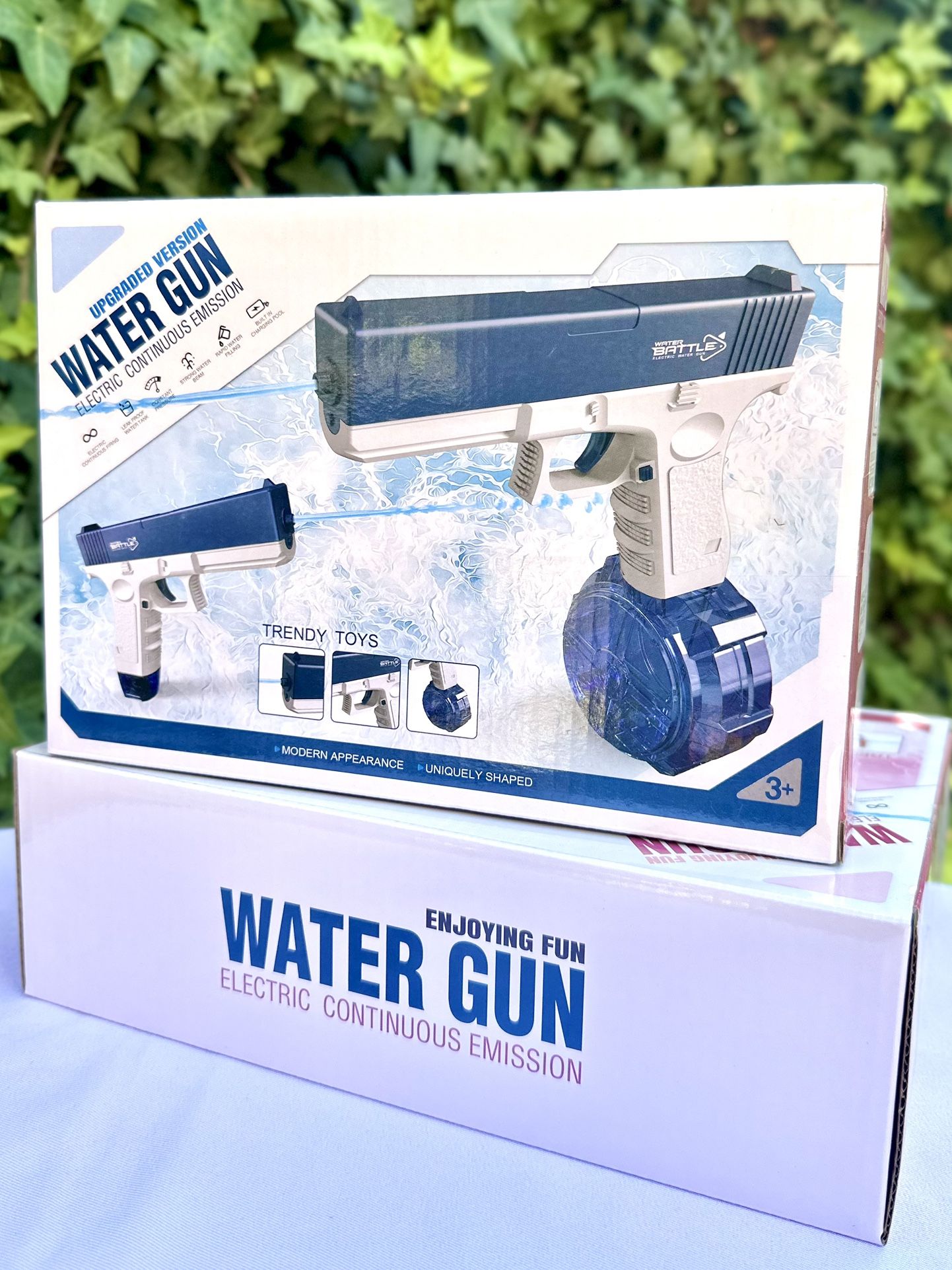 NEW!! BLUE RECHARGEABLE!! ELECTRIC WATER GUN $20.00