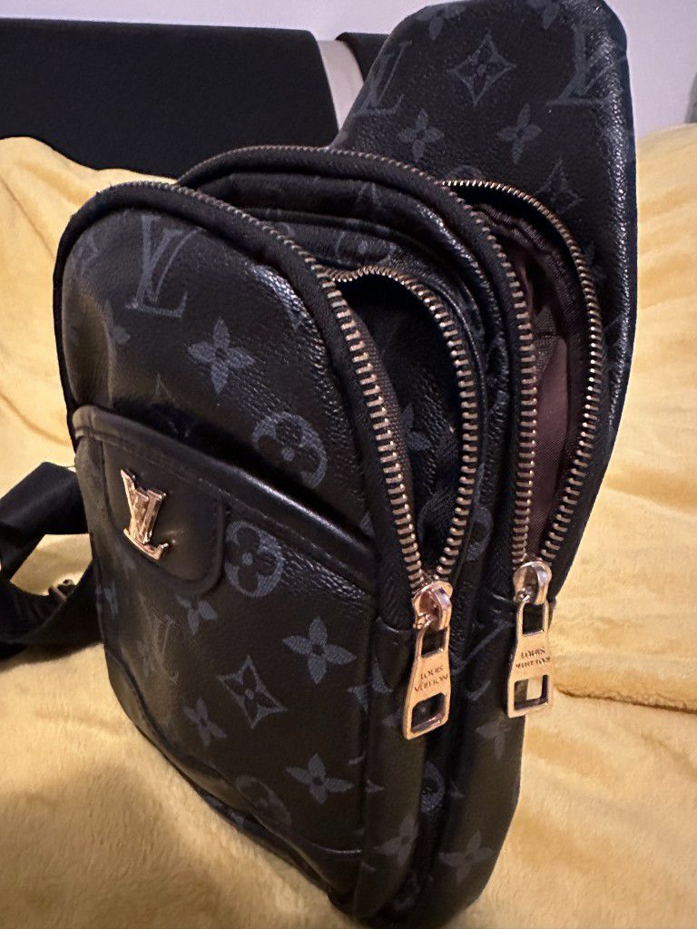 Louis Vuitton Sac Beaubourg Tote Bag for Sale in New York, NY - OfferUp