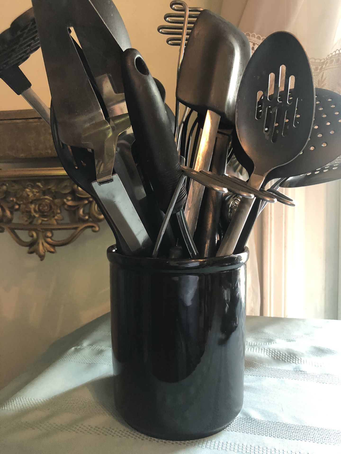 Kitchen utensils with container