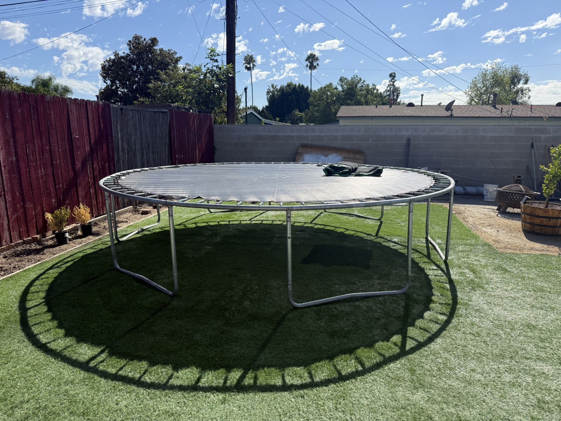 Sportspower 14' Trampoline with Safety Enclosure
