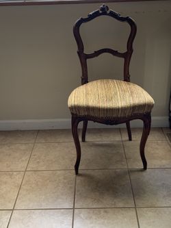 Vanity Chair