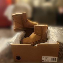 UGG Classic Mini II boots