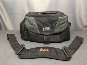 Canon DSLR Rebel Padded Camera Storage Bag, with Dividers