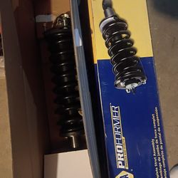 Toyota Tundra Struts 2007 To 2010 !