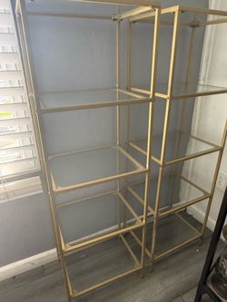 2 shelves