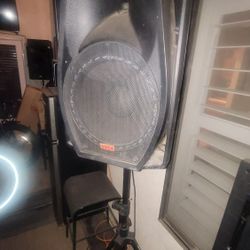 15" Bluetooth Speaker,  With Heavy Duty Stand Dont Miss Out