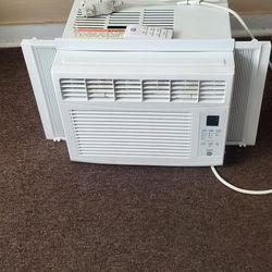 Ai Conditioner  GE 6.000 BTU LAKE NEW CONDITION 