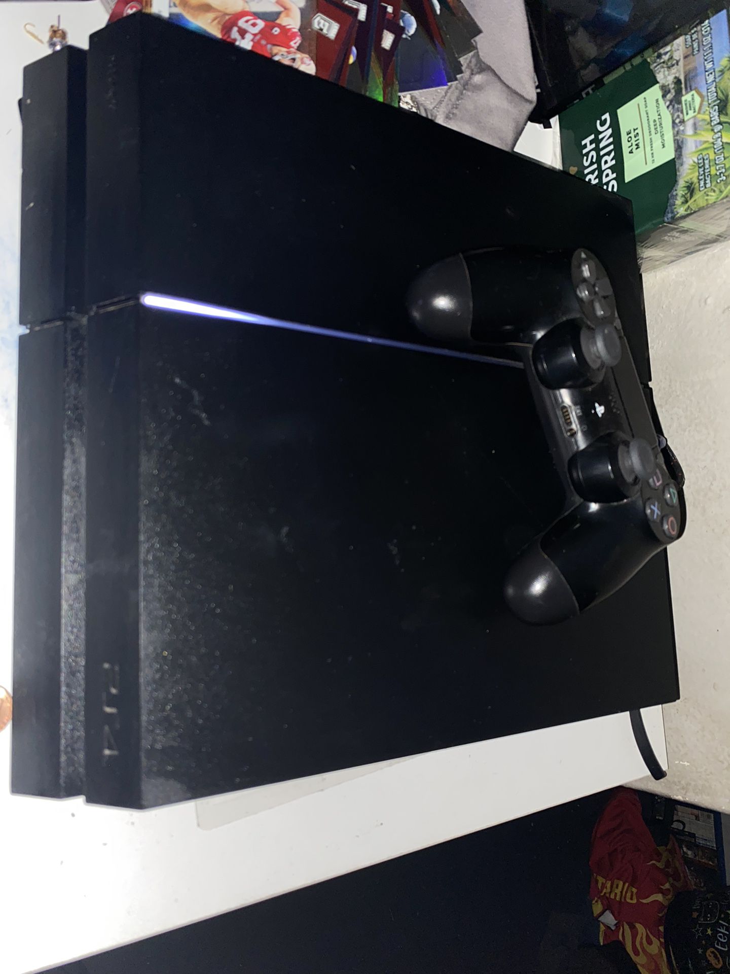 PS4 & Black ControllerNot Damage! 