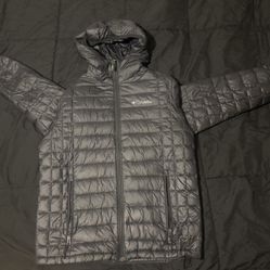 Black Columbia Jacket — Medium