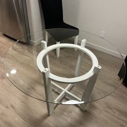 Glass round kitchen table