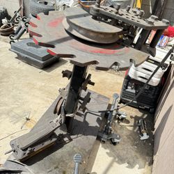 JD squared tube bender