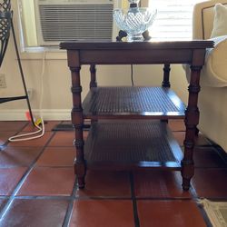 Ethan Allen British Classics End Table