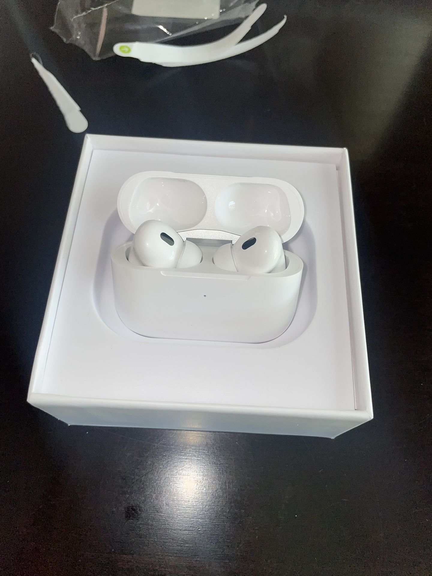 AirPods 2 Pros