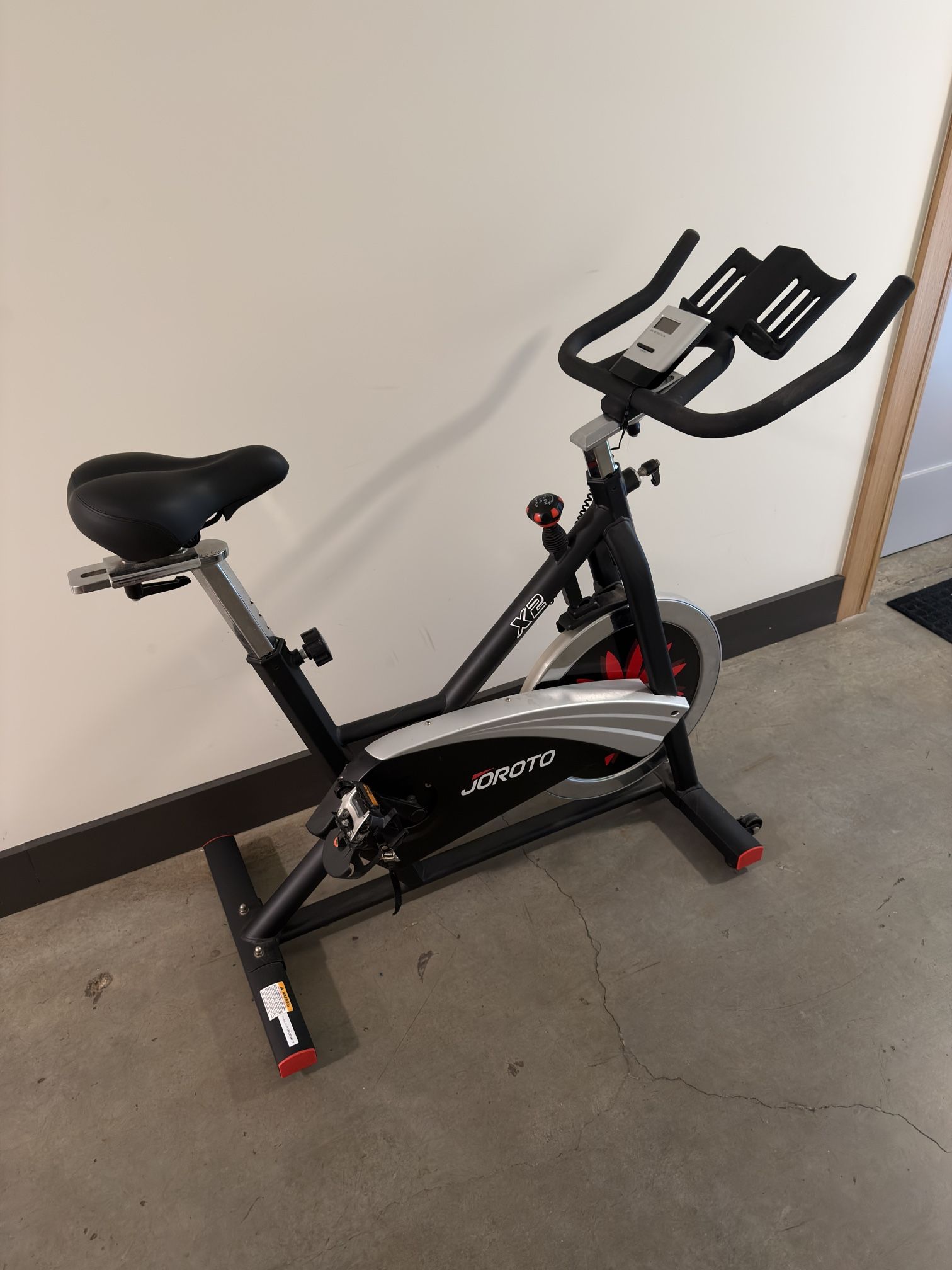 JOROTO X2 Indoor Bike – Smooth Ride, Needs Minor Fix ($175 OBO)