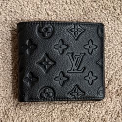 LV Bi-fold Wallet, New 
