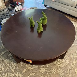 Round coffee Table Dark Wood