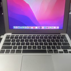 MacBook Air 11inch (2015) 