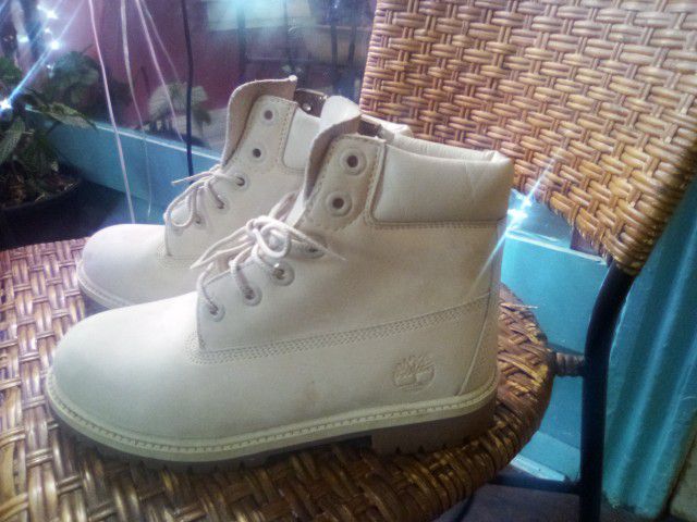 Use Only Three Times Timberlands $25
