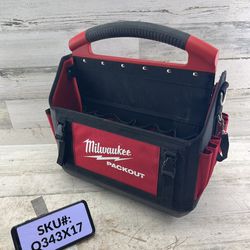 NO SHOULDER STRAP INCLUDED Milwaukee 15 in. PACKOUT Tote Tool Organizer Tool Bag