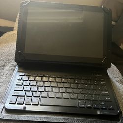 Tablet With Keyboard 