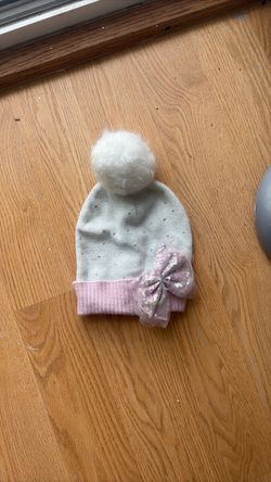 Girls Knit Beanie with Pom Pom and Bow