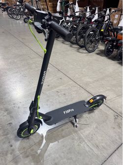10-inch 500w electric scooter with shock absorption