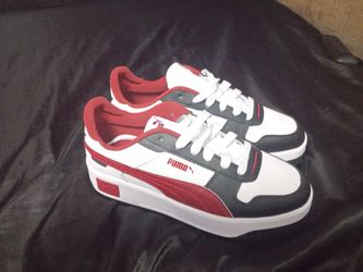 Puma shoes 8½W
