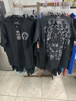 Chrome heart Tshirt : Small-Large
