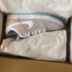 Retro Dunks Size 7.5 Men