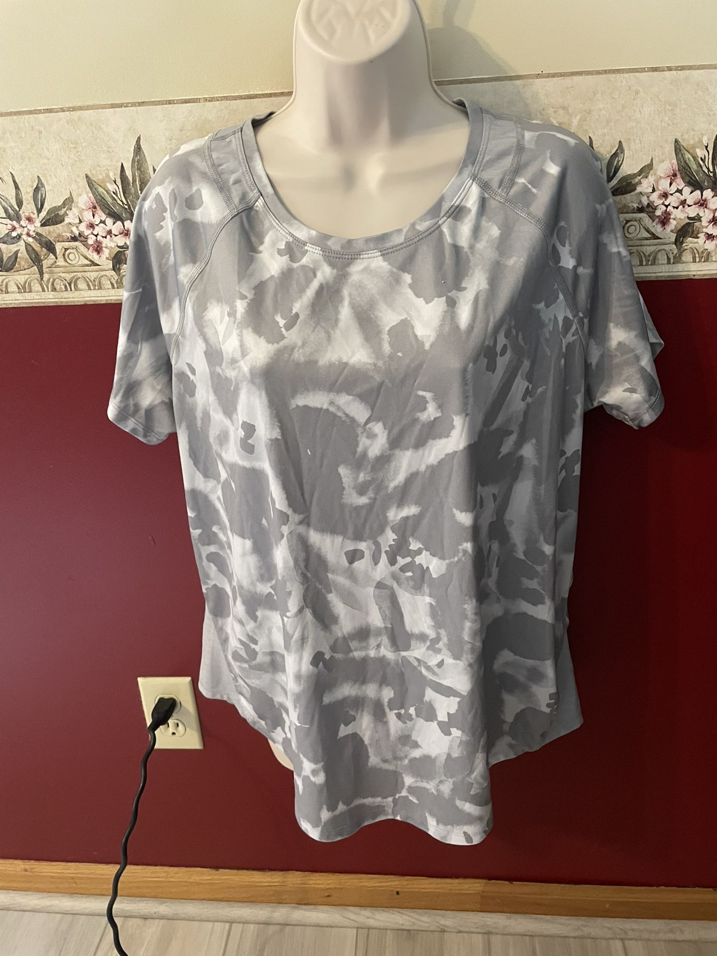 Tek Gear Athletic Top