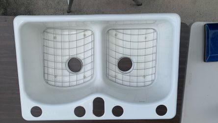 Cast iron Koehler sink