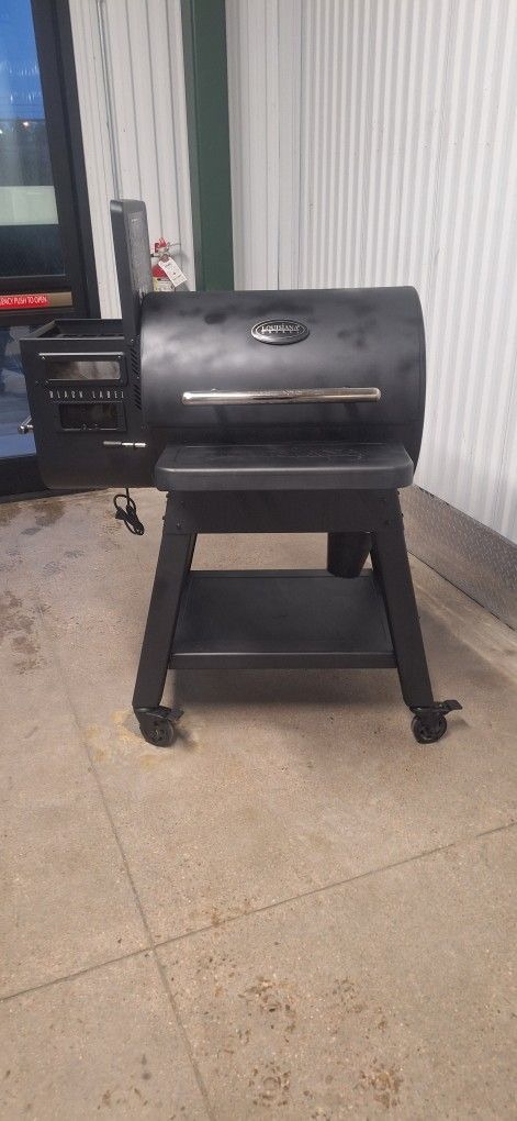 Lousiana Grill / Digital Smoker