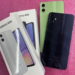 Bran New In box Unlocked Samsung Galaxy A15 / 128Gb with all Original Accessories on sale now! Comes with warranty! Many colors available Welcome 