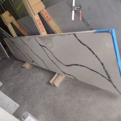 Granite 1/2 Slabs 