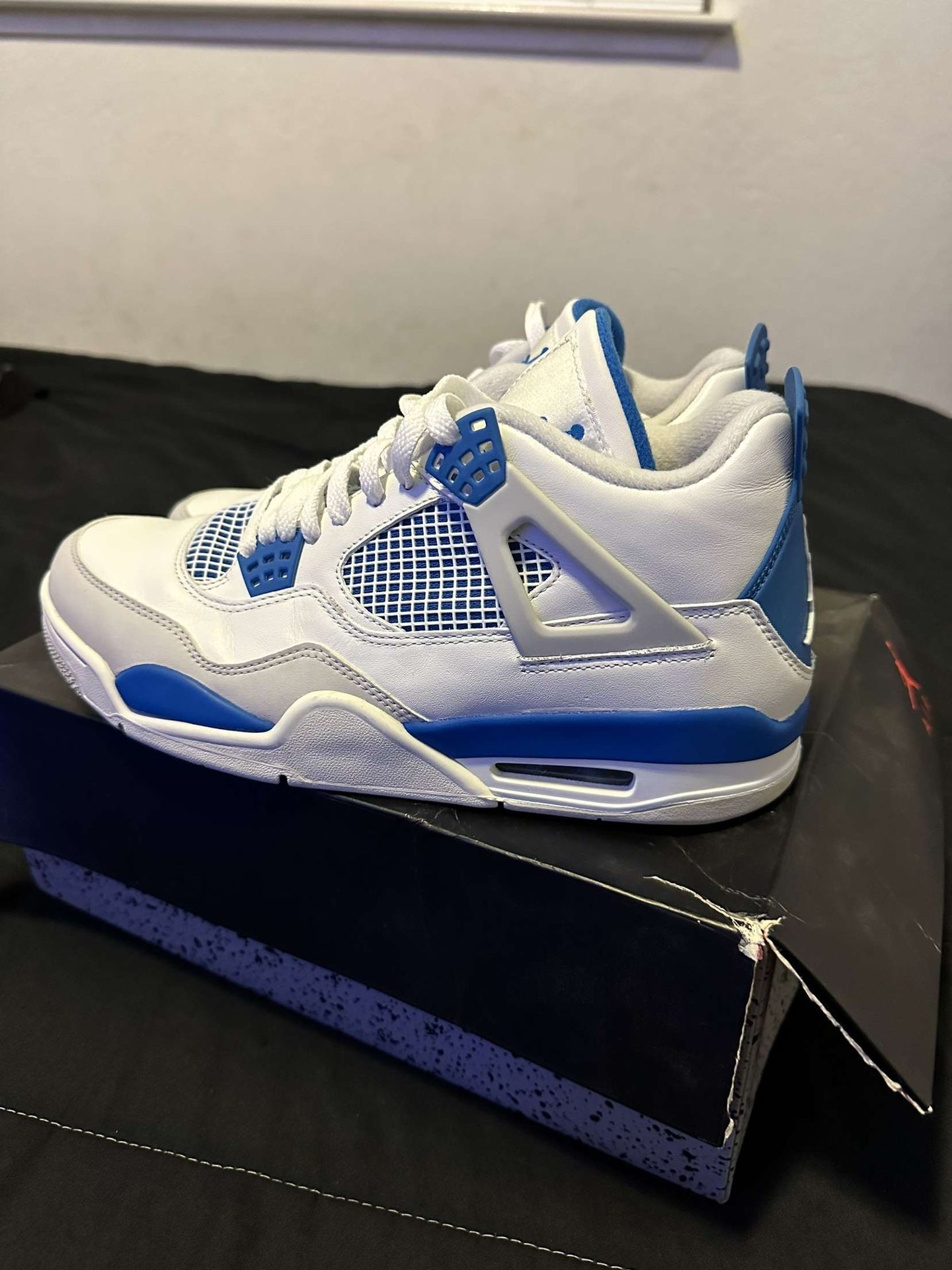Jordan 4 Retro White/Military Blue-NTRL Grey