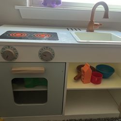 Kids Play Kitchen